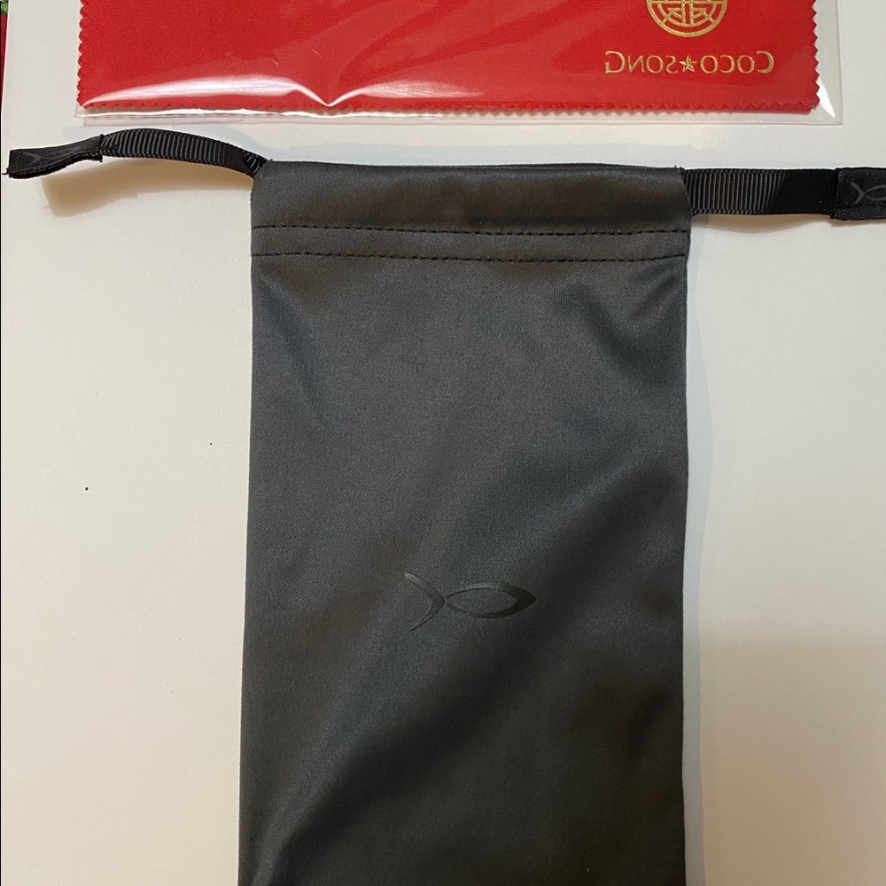 Coco Song Eyeglass pouch/Cleaning cloth/Empty Box
